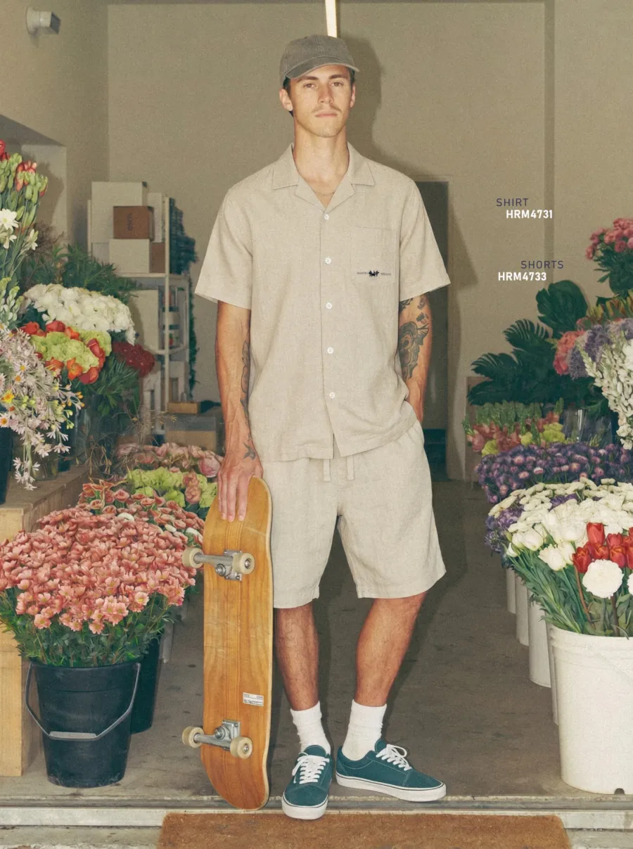 Harvey Miller Polo Club Lookbook Frühling/Sommer 2027, Seite 27 – Shirt HRM4731 & Shorts HRM4733